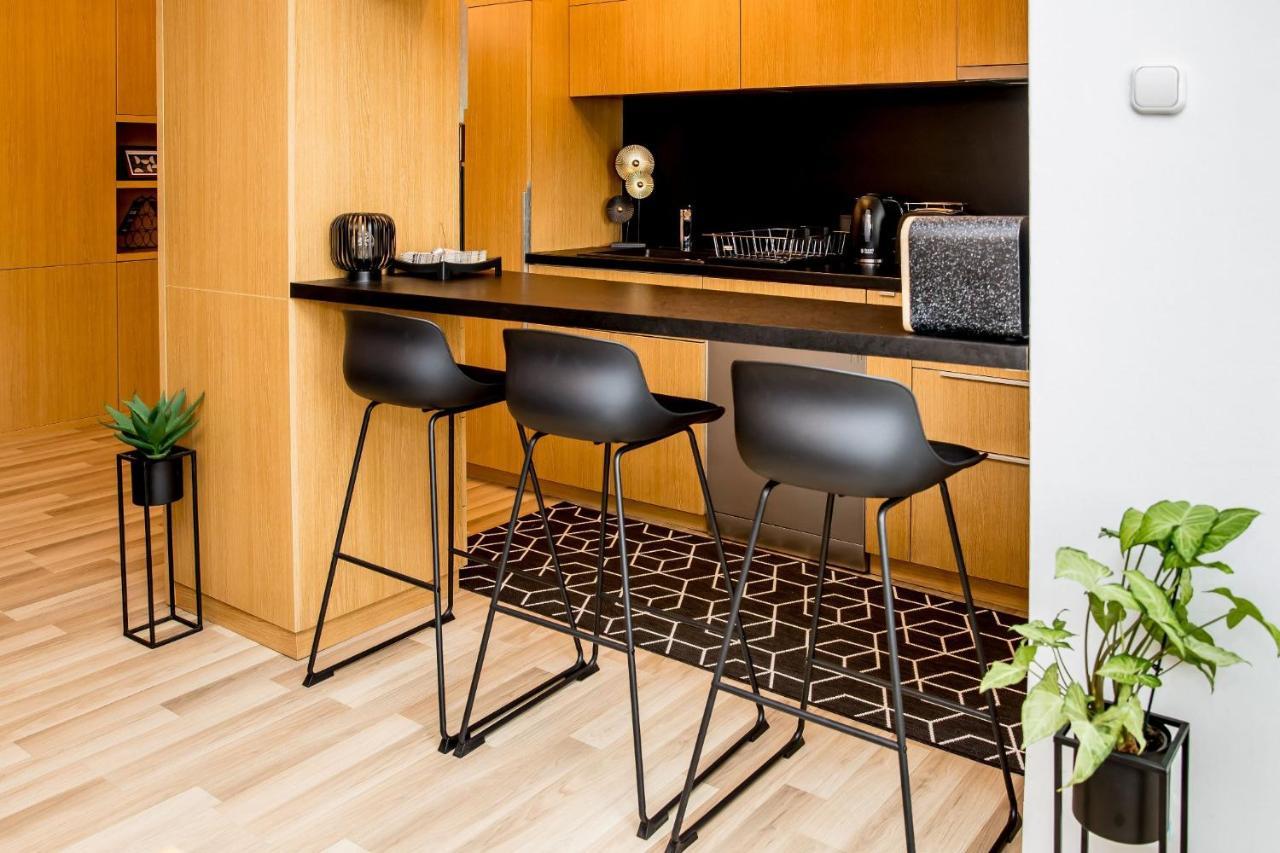 Rose Gold Apartment Залаэгерсег Экстерьер фото